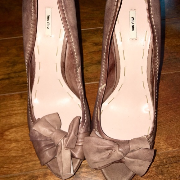 Miu Miu Shoes - Miu Miu Peeptoe Pump